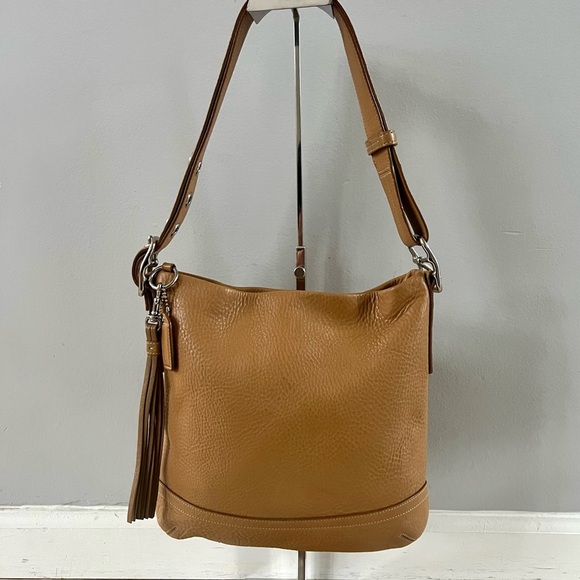 Coach Soft Pebble Leather Tan Crossbody Shoulder Bag Fringe #F03796